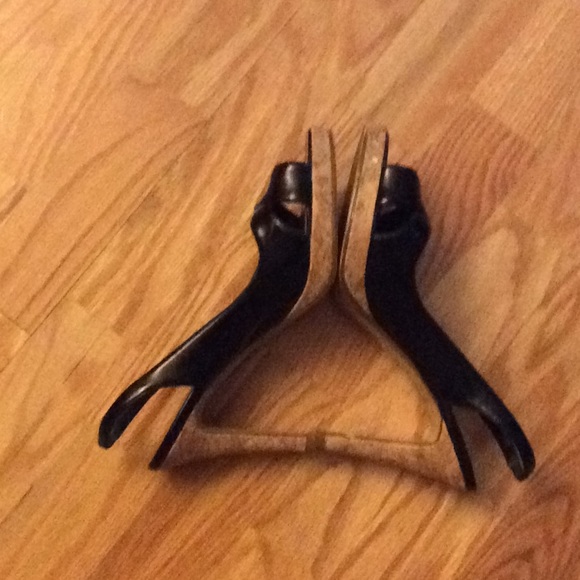 Fioni open toed black high heels - Picture 2 of 5